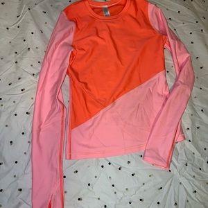 Ivviva Rash Guard. Excellent condition. Can fit XS-SM women. Size 14 in youth.